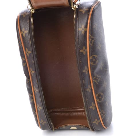 louis vuitton king toiletry bag|louis vuitton toiletry bag men's.